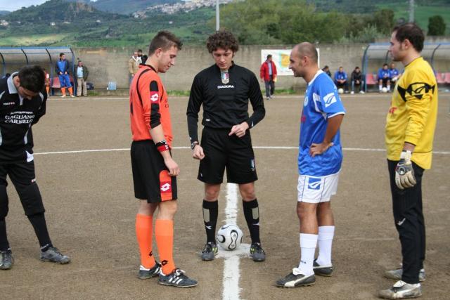 ARBITRO E CAPITANI