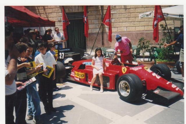 GIOVANI APPASSIONATI DELLA FERRARI (18).jpg